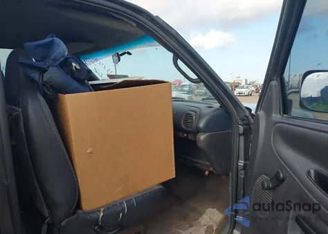 1999 Dodge Ram 1500 St/Ws from USA, damaged, VIN 1B7HC16X6XS138502